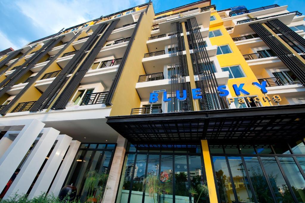 Blue Sky Patong Hotell Exteriör bild