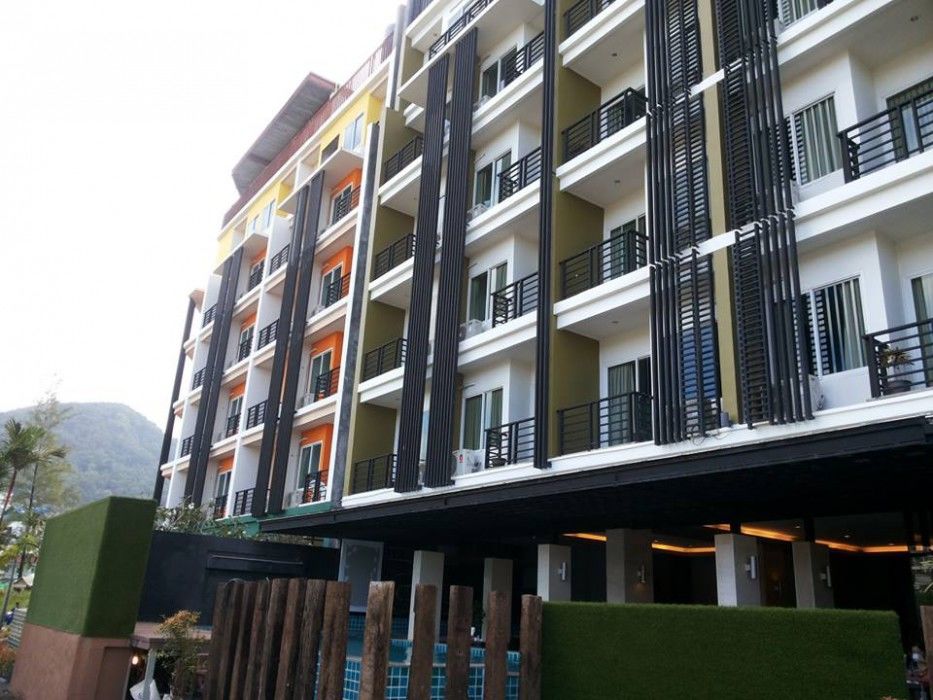 Blue Sky Patong Hotell Exteriör bild