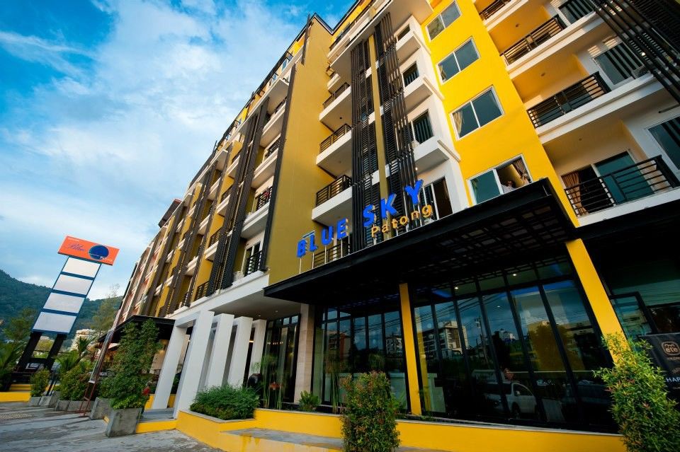 Blue Sky Patong Hotell Exteriör bild